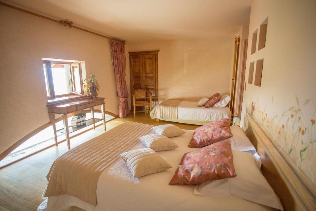 Le Bonheur Dans Le Pre Hotel Lucinges Kamer foto
