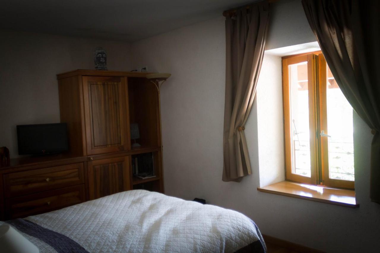 Le Bonheur Dans Le Pre Hotel Lucinges Buitenkant foto